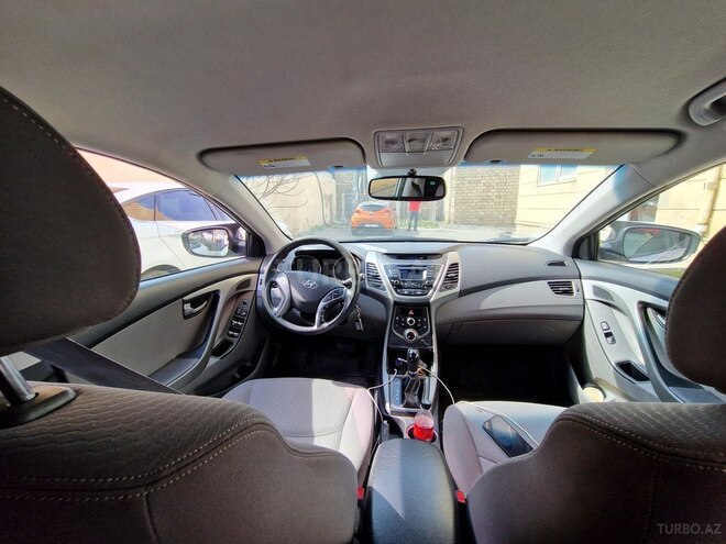 Hyundai Elantra 2015, 189,903 km - 1.8 l - Bakı