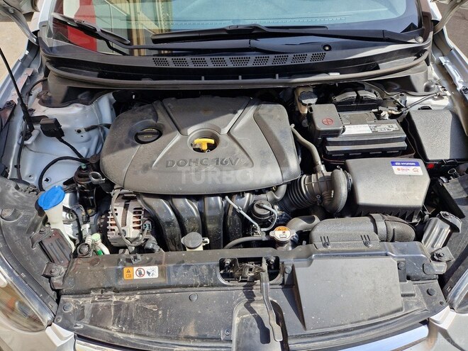 Hyundai Elantra 2015, 189,903 km - 1.8 l - Bakı