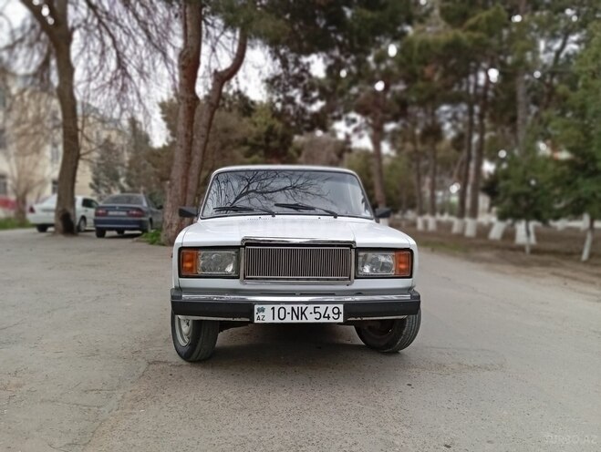 LADA (VAZ) 2107 2004, 28,336 km - 1.6 л - Şirvan