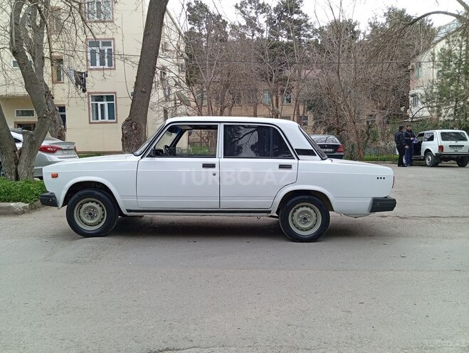 LADA (VAZ) 2107 2004, 28,336 km - 1.6 л - Şirvan