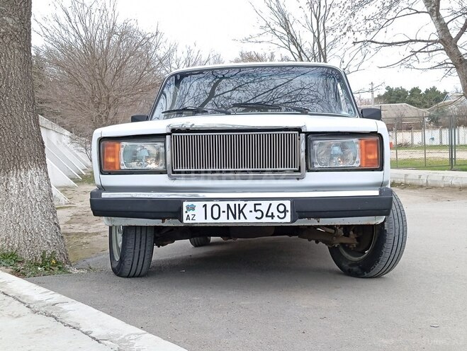 LADA (VAZ) 2107 2004, 28,336 km - 1.6 л - Şirvan