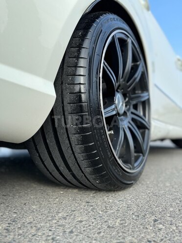 Mercedes E 200 2012, 199,900 km - 1.8 l - Sumqayıt