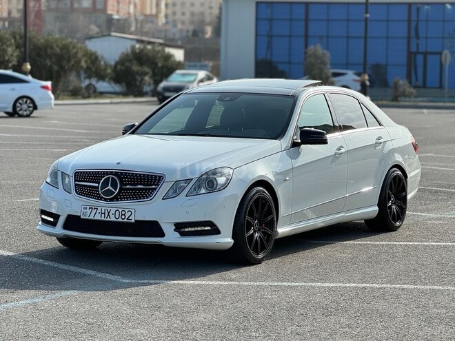 Mercedes E 200 2012, 199,900 km - 1.8 l - Sumqayıt