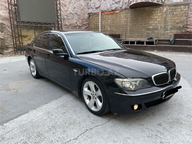 BMW 745 2002, 285,000 km - 4.4 l - Bakı