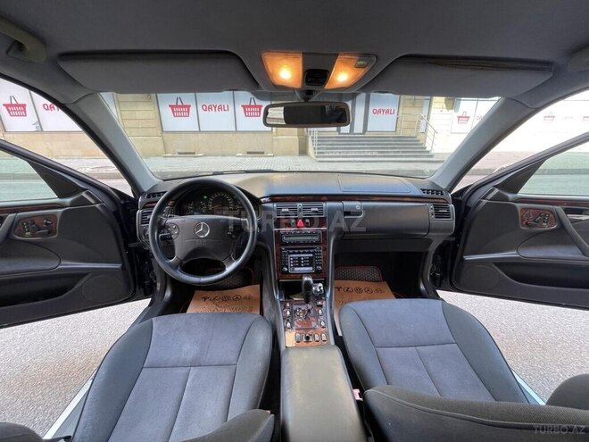 Mercedes E 240 2001, 278,412 km - 2.4 l - Sumqayıt