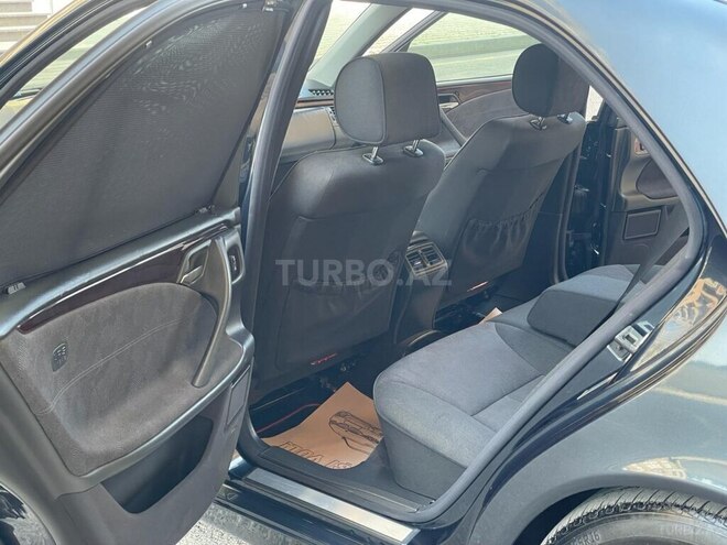Mercedes E 240 2001, 278,412 km - 2.4 l - Sumqayıt