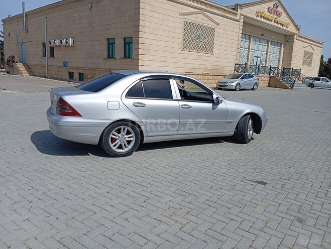 Mercedes C 220 2001, 535,000 km - 2.2 l - Bakı