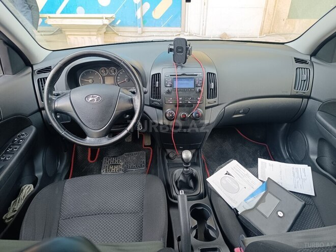Hyundai i30 2009, 264,919 km - 2.0 l - Bakı
