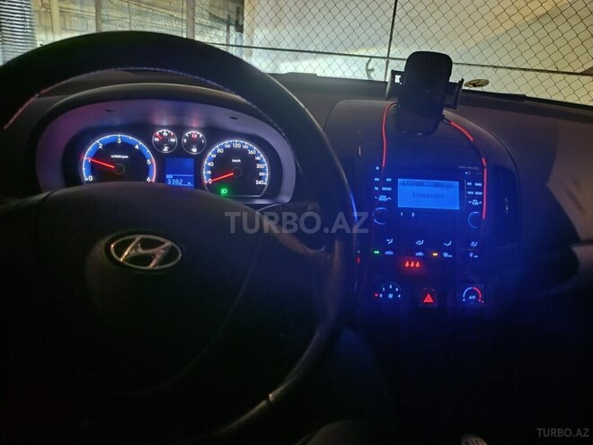 Hyundai i30 2009, 264,919 km - 2.0 l - Bakı