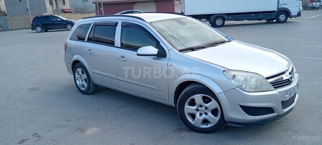 Opel Astra 2007, 255,000 km - 2.0 l - Gəncə