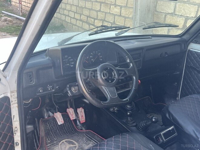 LADA (VAZ) Niva 2007, 230,000 km - 1.7 l - Xudat