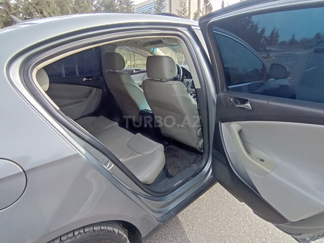 Volkswagen Passat 2006, 276,564 km - 2.0 l - Bakı