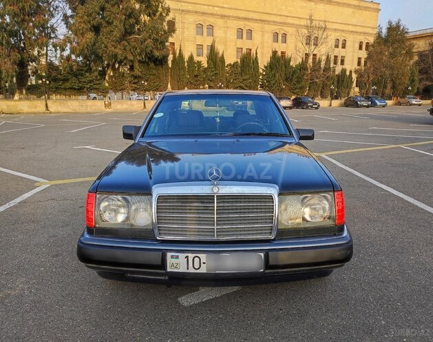 Mercedes E 200 1992, 218,222 km - 2.0 l - Bakı