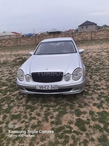 Mercedes E 220 2004, 399,000 km - 2.2 l - Bakı