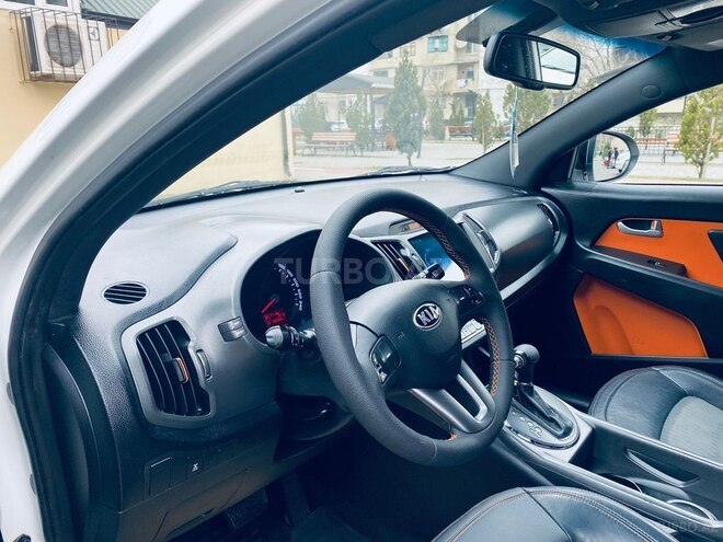 Kia Sportage 2012, 126,000 km - 2.0 l - Bakı