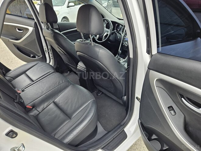 Hyundai i30 2014, 195,000 km - 1.6 l - Bakı