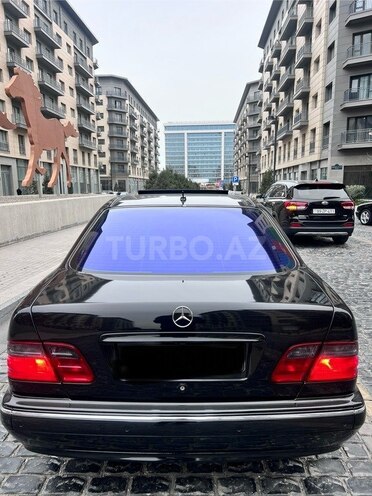 Mercedes E 320 2000, 320,000 km - 3.2 l - Bakı