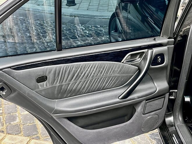 Mercedes E 320 2000, 320,000 km - 3.2 l - Bakı