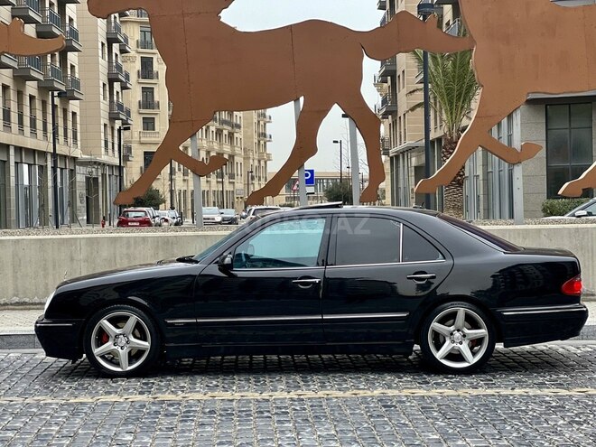 Mercedes E 320 2000, 320,000 km - 3.2 l - Bakı
