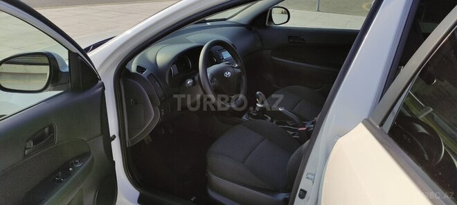 Hyundai i30 2012, 118,000 km - 1.4 l - Lənkəran