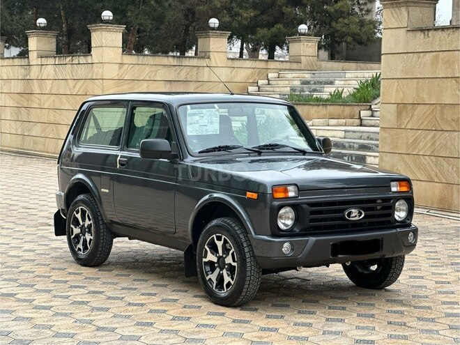 LADA (VAZ) Niva 2022, 1,500 km - 1.7 л - Gəncə