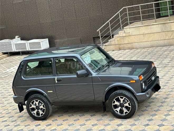 LADA (VAZ) Niva 2022, 1,500 km - 1.7 л - Gəncə