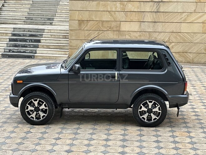 LADA (VAZ) Niva 2022, 1,500 km - 1.7 л - Gəncə