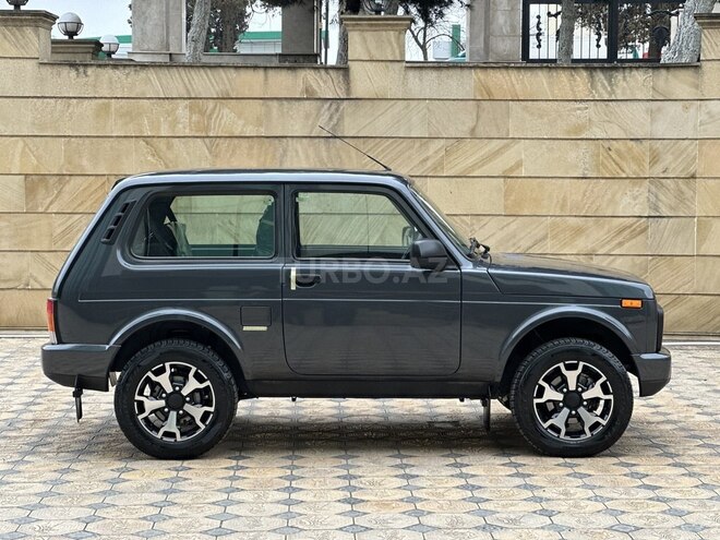 LADA (VAZ) Niva 2022, 1,500 km - 1.7 л - Gəncə
