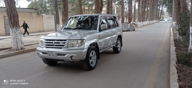 Mitsubishi Pajero io 2000, 313,189 km - 2.0 л - Sumqayıt