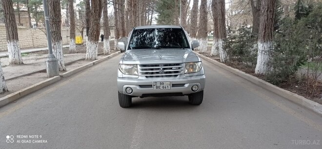 Mitsubishi Pajero io 2000, 313,189 km - 2.0 л - Sumqayıt