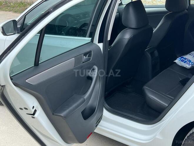 Volkswagen Jetta 2016, 235,000 km - 1.4 l - Bakı