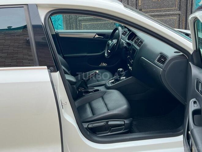 Volkswagen Jetta 2016, 235,000 km - 1.4 l - Bakı