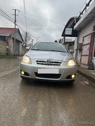 Toyota Corolla 2006, 200,000 km - 1.4 l - Bakı