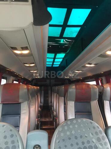 Mercedes Sprinter 518 2010, 490,000 km - 2.7 l - Xaçmaz