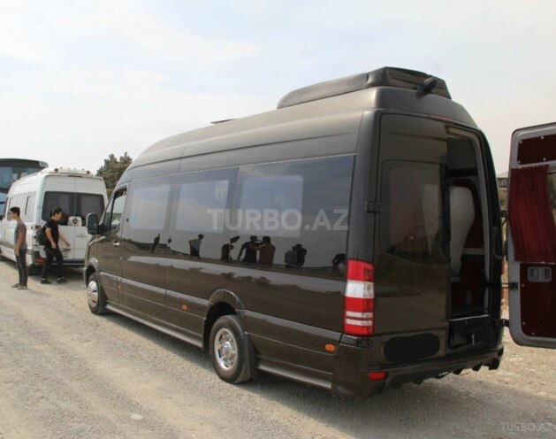 Mercedes Sprinter 518 2010, 490,000 km - 2.7 l - Xaçmaz