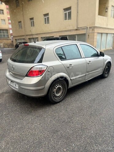Opel Astra 2006, 290,000 km - 1.4 l - Bakı