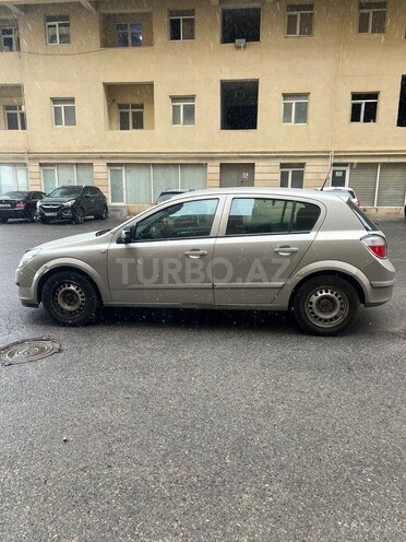 Opel Astra 2006, 290,000 km - 1.4 l - Bakı