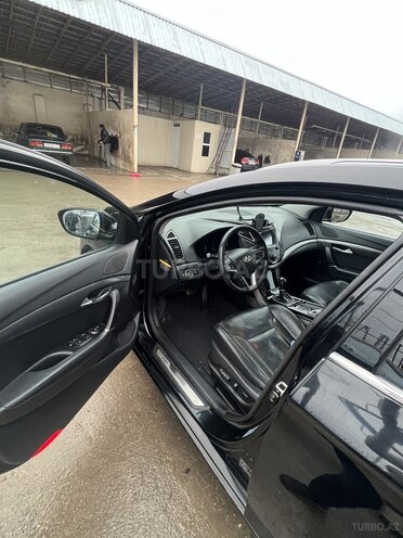 Hyundai i40 2011, 201,000 km - 1.7 л - Quba