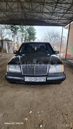 Mercedes E 200 1991, 450,000 km - 2.0 l - Bakı