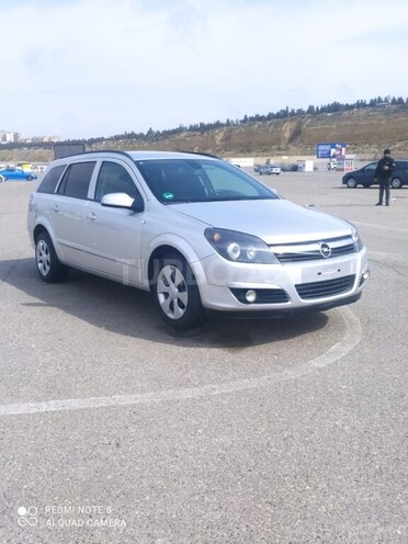 Opel Astra 2006, 195,000 km - 1.4 л - Bakı