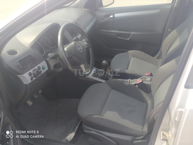 Opel Astra 2006, 195,000 km - 1.4 л - Bakı
