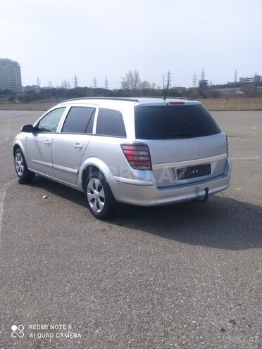 Opel Astra 2006, 195,000 km - 1.4 л - Bakı