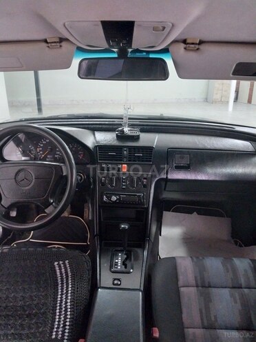 Mercedes C 180 1993, 120,000 km - 1.8 l - Astara