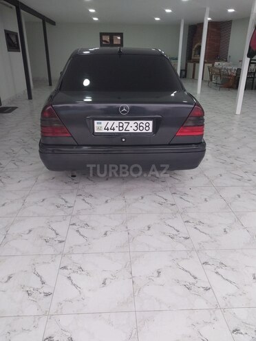 Mercedes C 180 1993, 120,000 km - 1.8 l - Astara