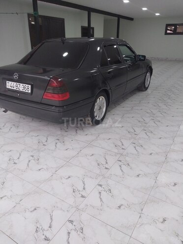 Mercedes C 180 1993, 120,000 km - 1.8 l - Astara