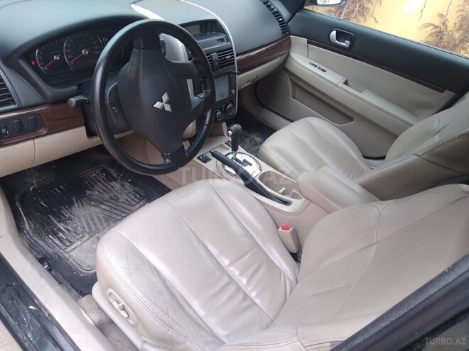 Mitsubishi Galant 2007, 289,642 km - 2.4 л - Bakı