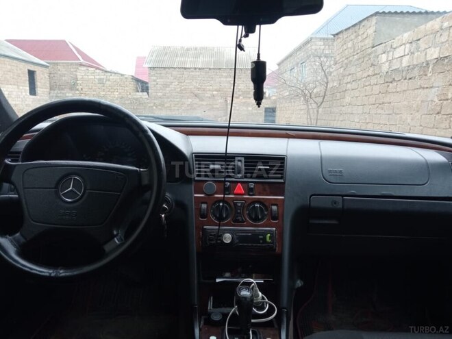 Mercedes C 220 1996, 311,255 km - 2.2 l - Bakı