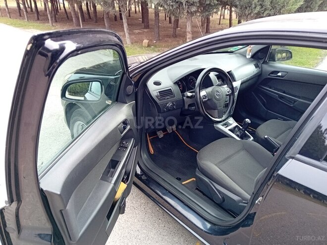 Opel Astra 2009, 210,000 km - 1.4 l - Bakı