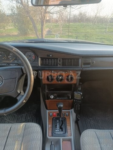 Mercedes 190 1991, 357,689 km - 2.0 л - Şirvan