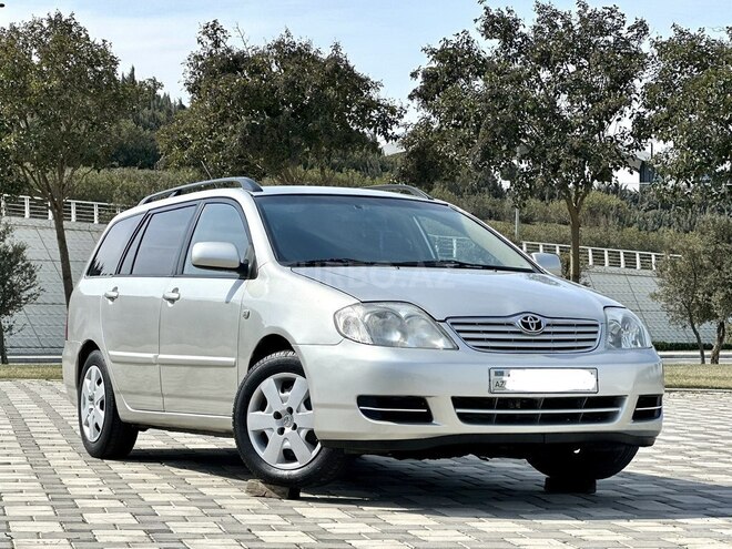 Toyota Corolla 2005, 300,000 km - 1.4 l - Bakı